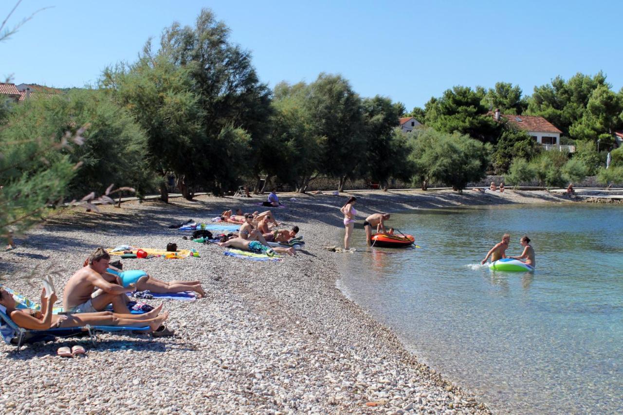 Apartments With A Parking Space Supetar, Brac - 6037 Екстер'єр фото