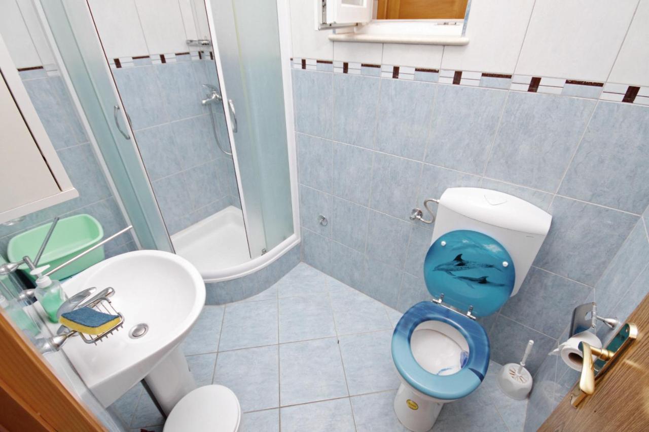 Apartments With A Parking Space Supetar, Brac - 6037 Екстер'єр фото